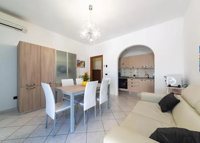 In Pieno Centro Vicino Al Mare Daire *